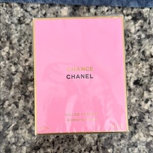 CHANEL Chance Eau de Parfum in Pink Packaging